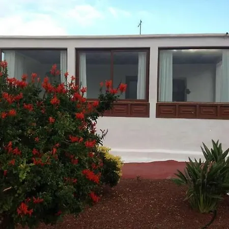 Feriehus Sleeps 2 Wifi T691366 *